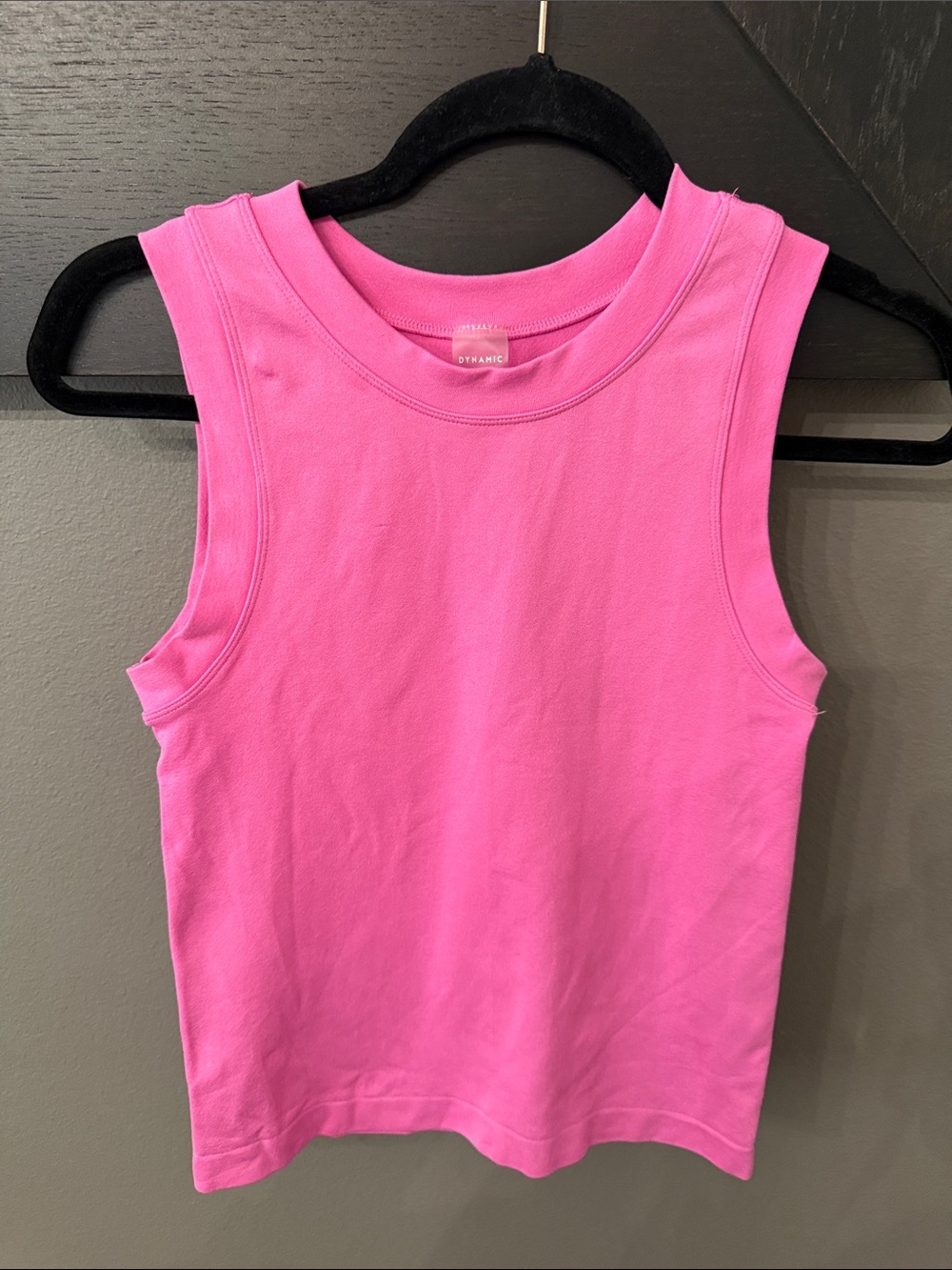 Dynamic Women's Bright Pink Sleeveless Tank Top